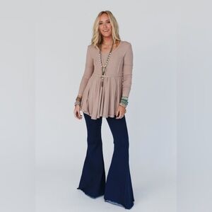 Three Bird Nest - The Signature Flare Jeans Size Medium